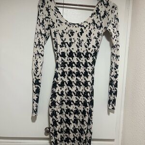 Guess Black and White Long Sleeve Bodycon Dress